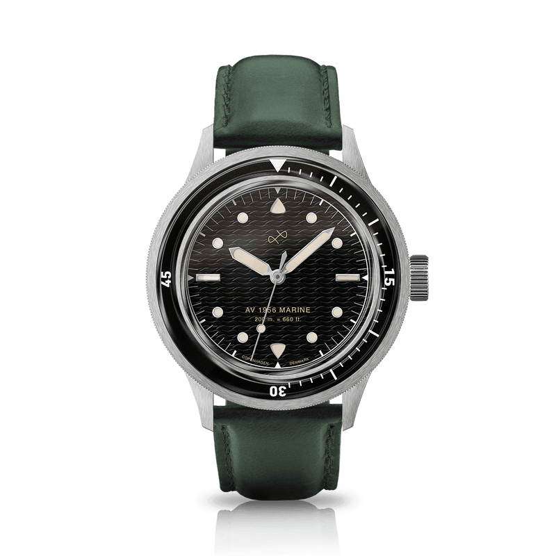 1956 Marine, Steel / Black