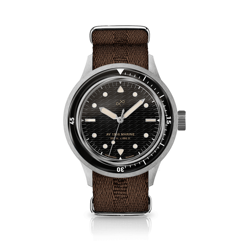 1956 Marine, Steel / Black