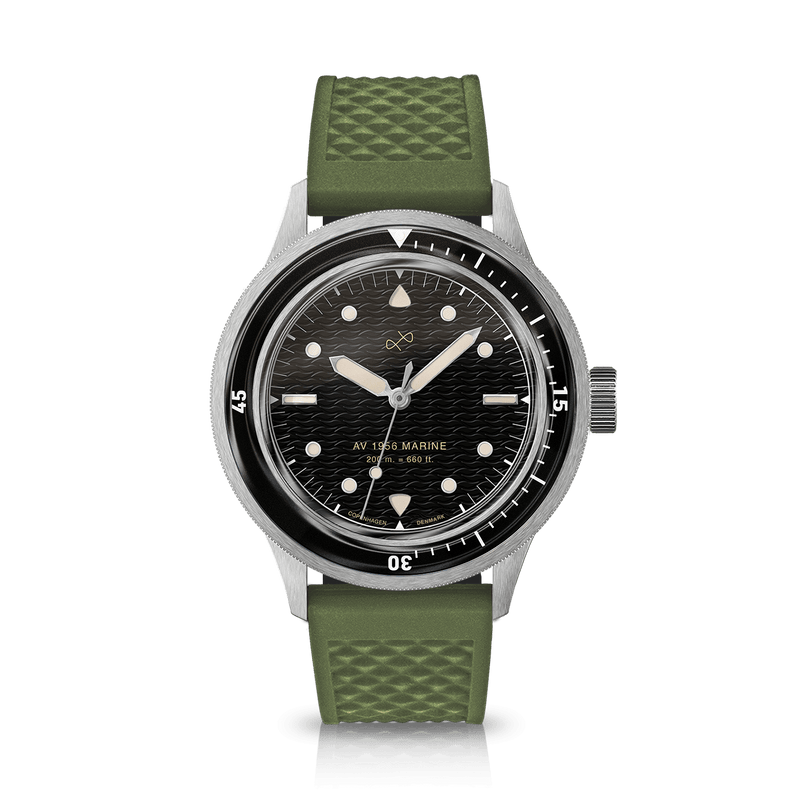 1956 Marine, Steel / Black