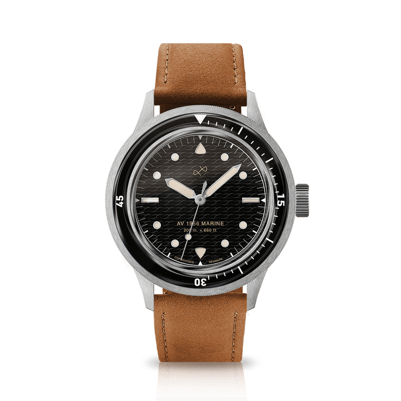 1956 Marine, Steel / Black