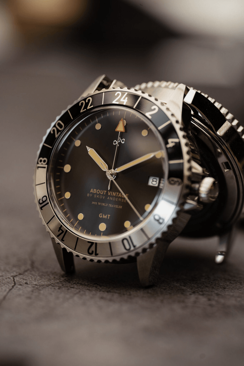 Understanding Your Water Resistant Watch - A Guide